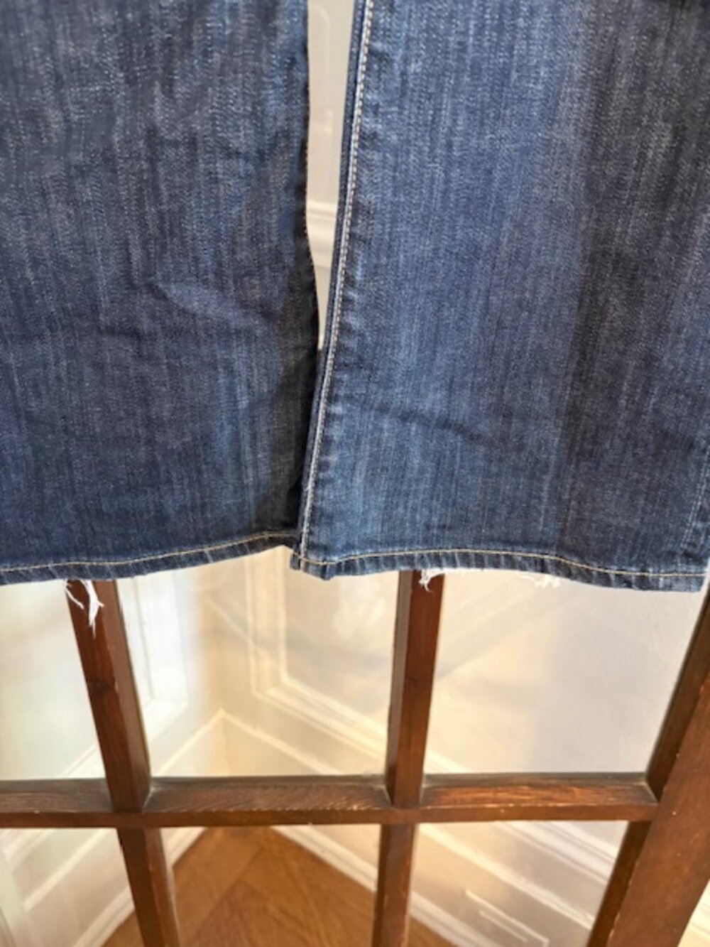 Citizens of Humanity Flared Jeans, Size 29 - Picture 2 of 10